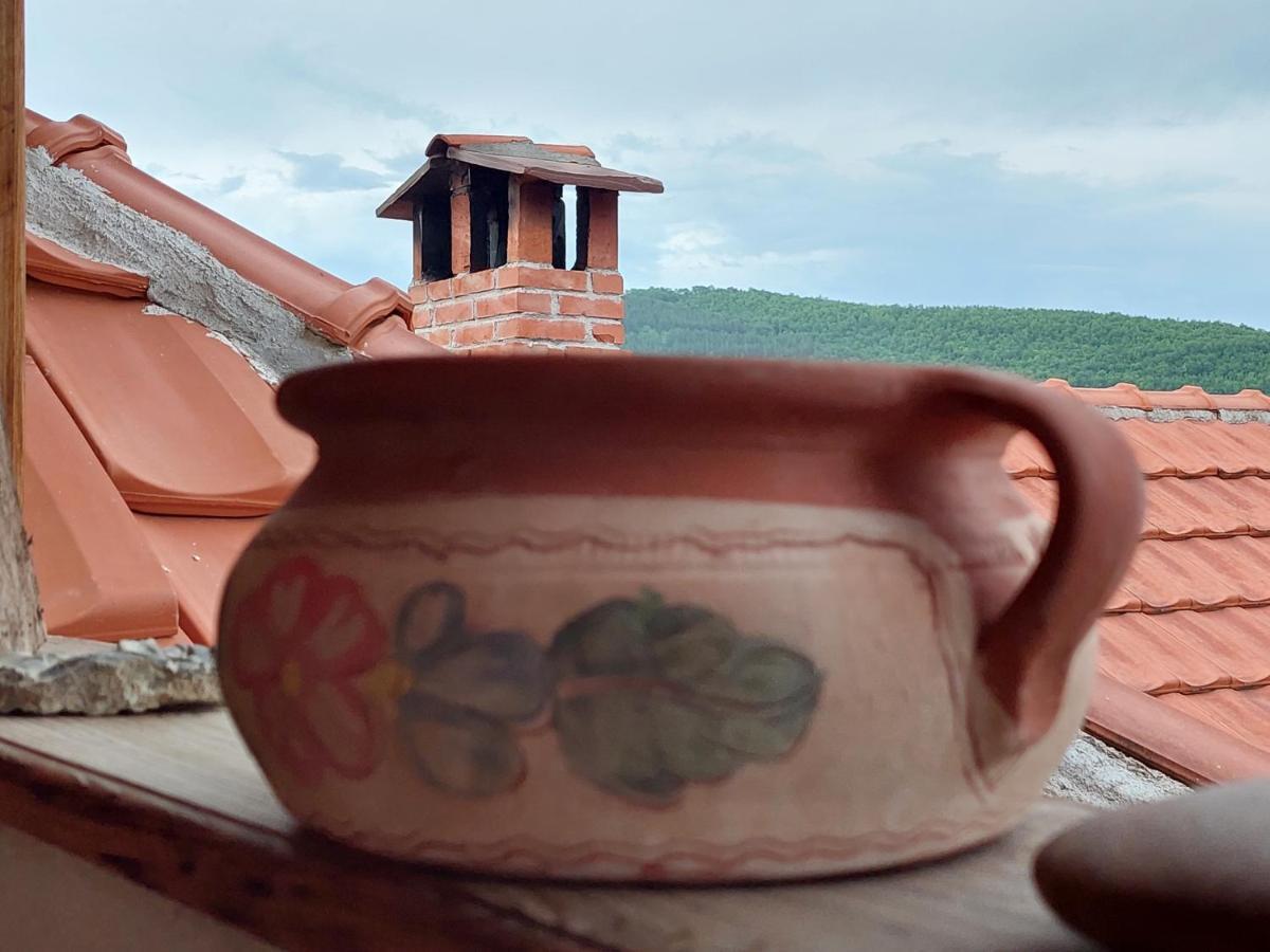Golemi Kamik Pirot Vlasi Esterno foto